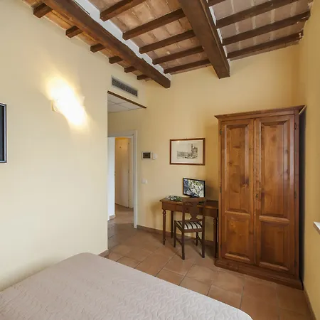 Гостьовий будинок Tuscany 2*